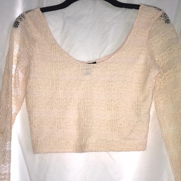 Lace crop top - Picture 2 of 5